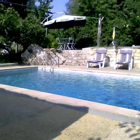 Part Of The House In The Apple Garden * Warna